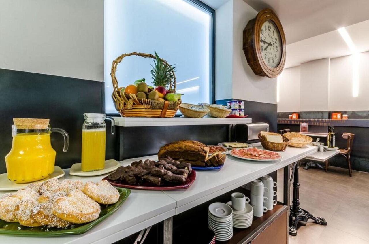 Hotel Apolonia Сория Екстериор снимка